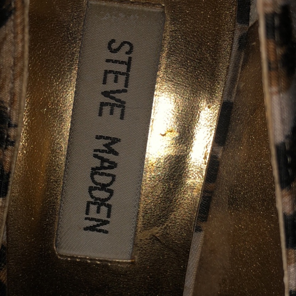 Heels - Picture 3 of 3